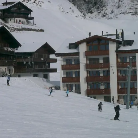 아파트 Weisshorn 24